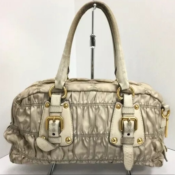 Authentic Prada quilted Satchel Saffiano Leather - Picture 1 of 7